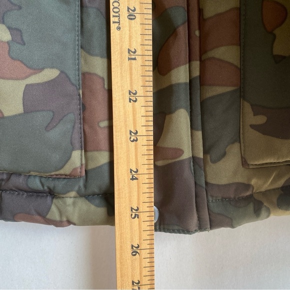 J Crew Crewcuts Down Feather Puffer Jacket Camo Hooded Parka Size 14 - Picture 7 of 12